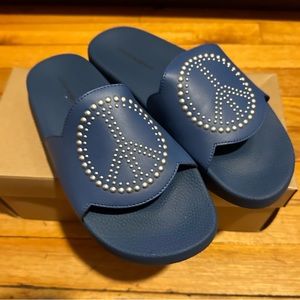 Women’s slides
